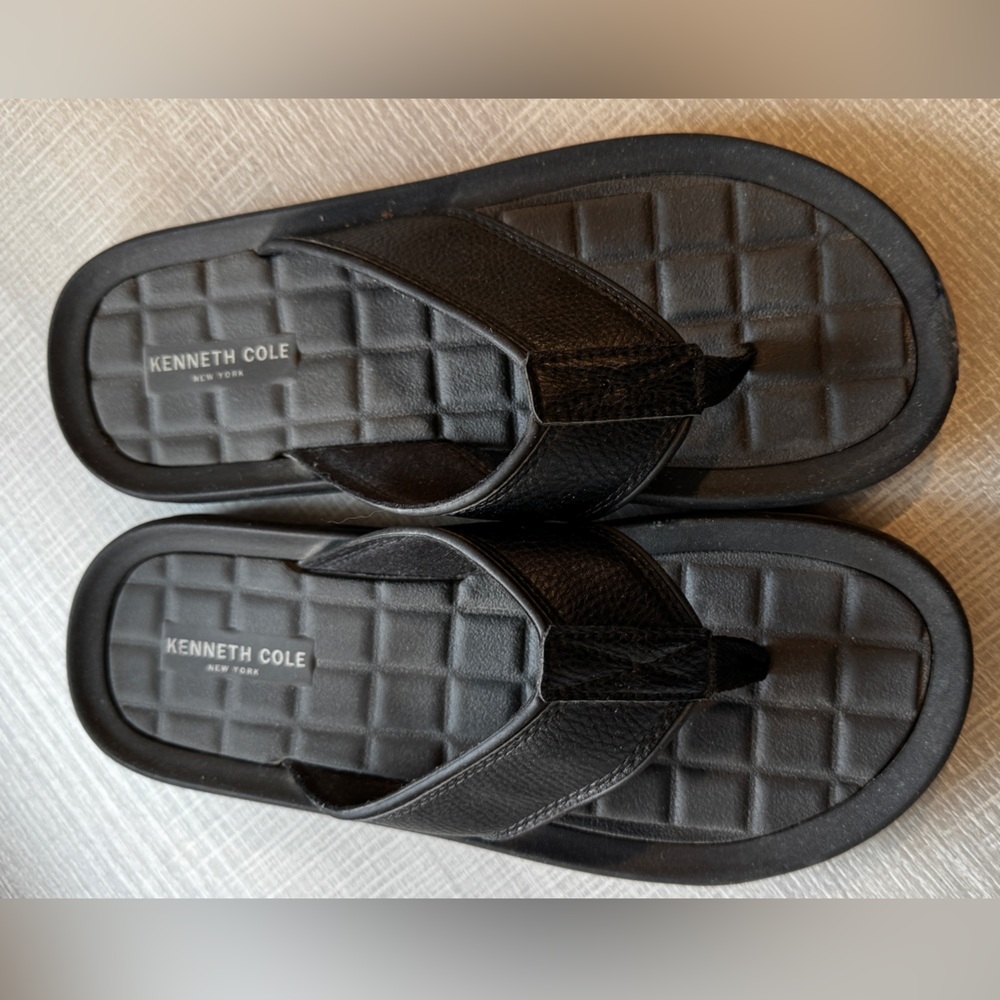 Kenneth Cole Black (Men) Sandals. Size 8